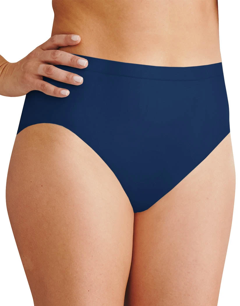 Bali Comfort Revolution Easylite Seamless Hi Cut Panty DFELS2 5 Bali Comfort Revolution Easylite Seamless Hi Cut Panty DFELS2 - Image 3