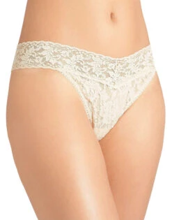 Hanky Panky Stretch Signature Original Rise Lace Thong 4811 -Freshpair Lingerie Store Hanky Panky 4811 Ivory B