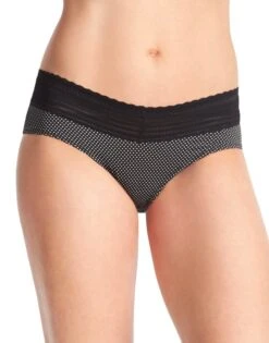 Warner's No Pinching. No Problems With Lace Hipster 5609J -Freshpair Lingerie Store Warner s 5609J Black White Pindot WBP B 0ac6177c 6681 4a8b 824d 5e7d7e9db88d