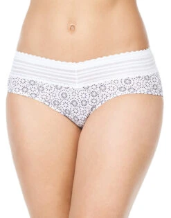 Warner's No Pinching. No Problems With Lace Hipster 5609J -Freshpair Lingerie Store Warner s 5609J Evening Blue Star B c6ae5451 6d7d 43bb b032 47641c0932e1